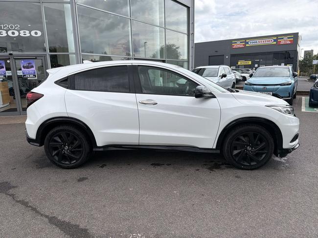 Honda HR-V Photo 1a928f44-3f5a-485a-91a2-51684a42bb3e.jpg