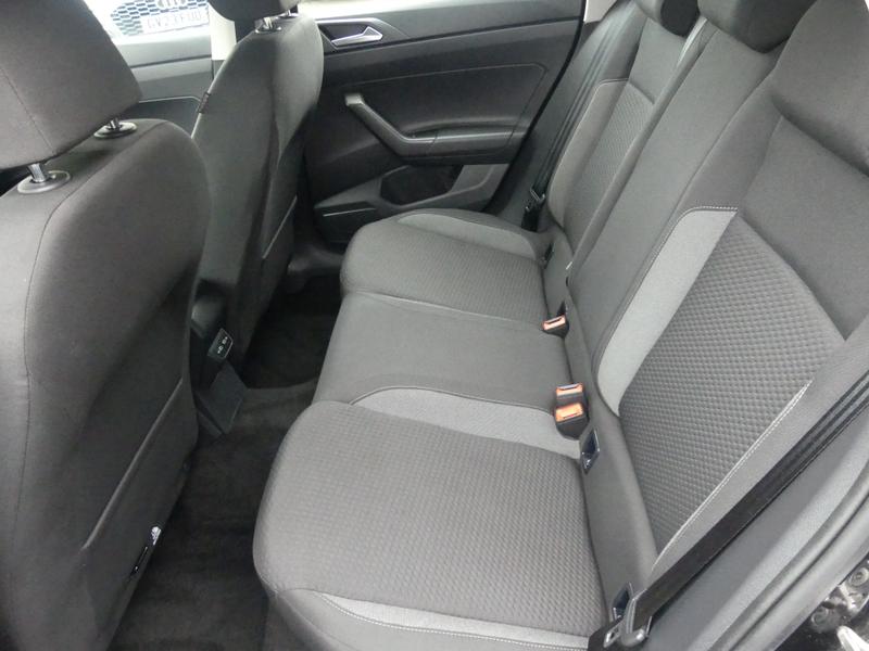 Volkswagen Polo Photo 1a96accc-f66a-481a-8867-9d57f6041d10.jpg