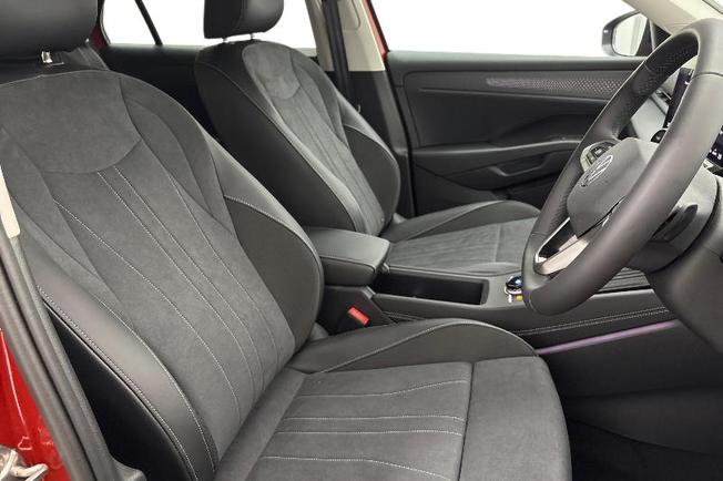 VOLKSWAGEN T-Roc Photo 10