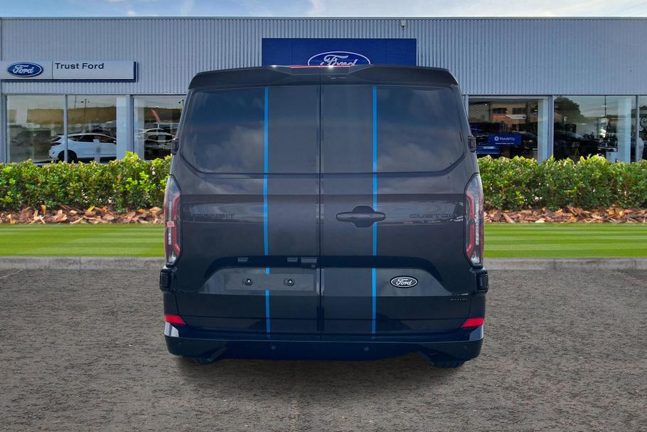Used Ford TRANSIT CUSTOM L2DCIVSPORT1 13