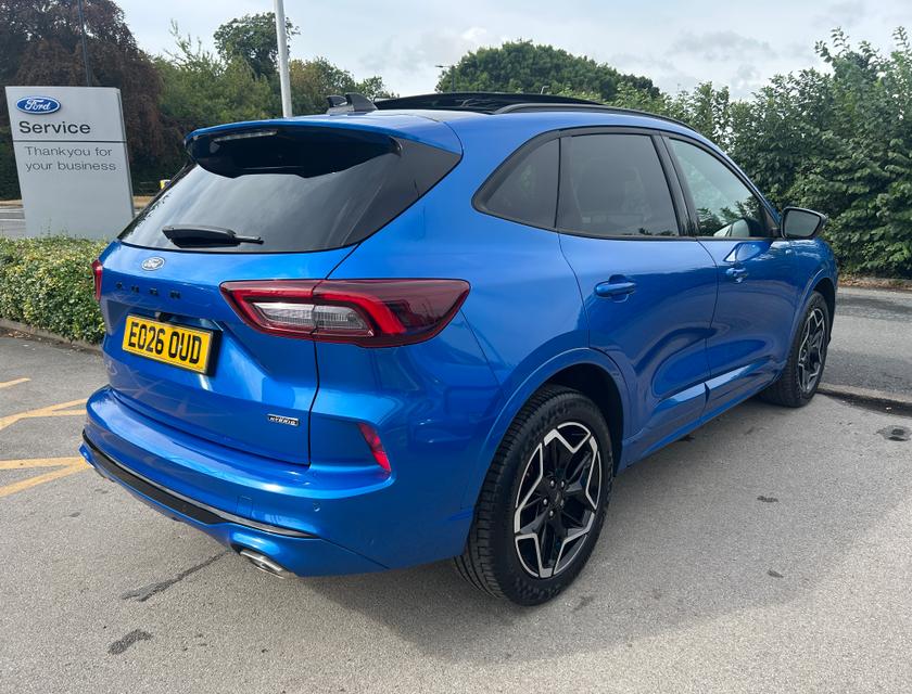 Ford Kuga Photo 1ac8d2f9-626f-4e57-8862-e5d2ded44ab0.jpg