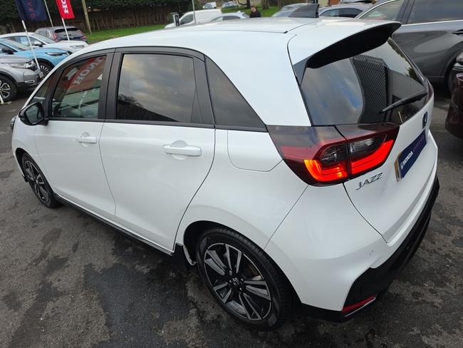 Honda Jazz Photo 1ad6a2b4-2b14-4ed7-8194-84eff2bde5a0.jpg