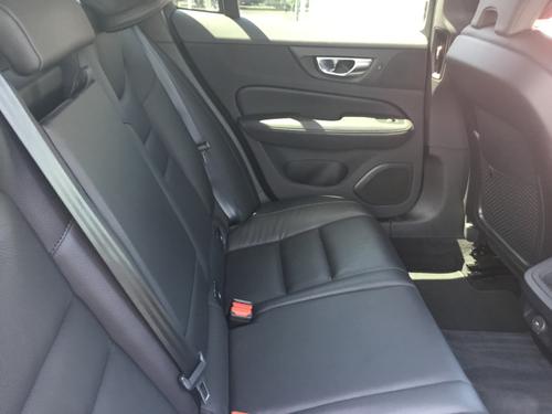 Volvo V60 Cross Country Photo 1ad8c43d-a923-45ad-9293-376ffe1f6651.JPG