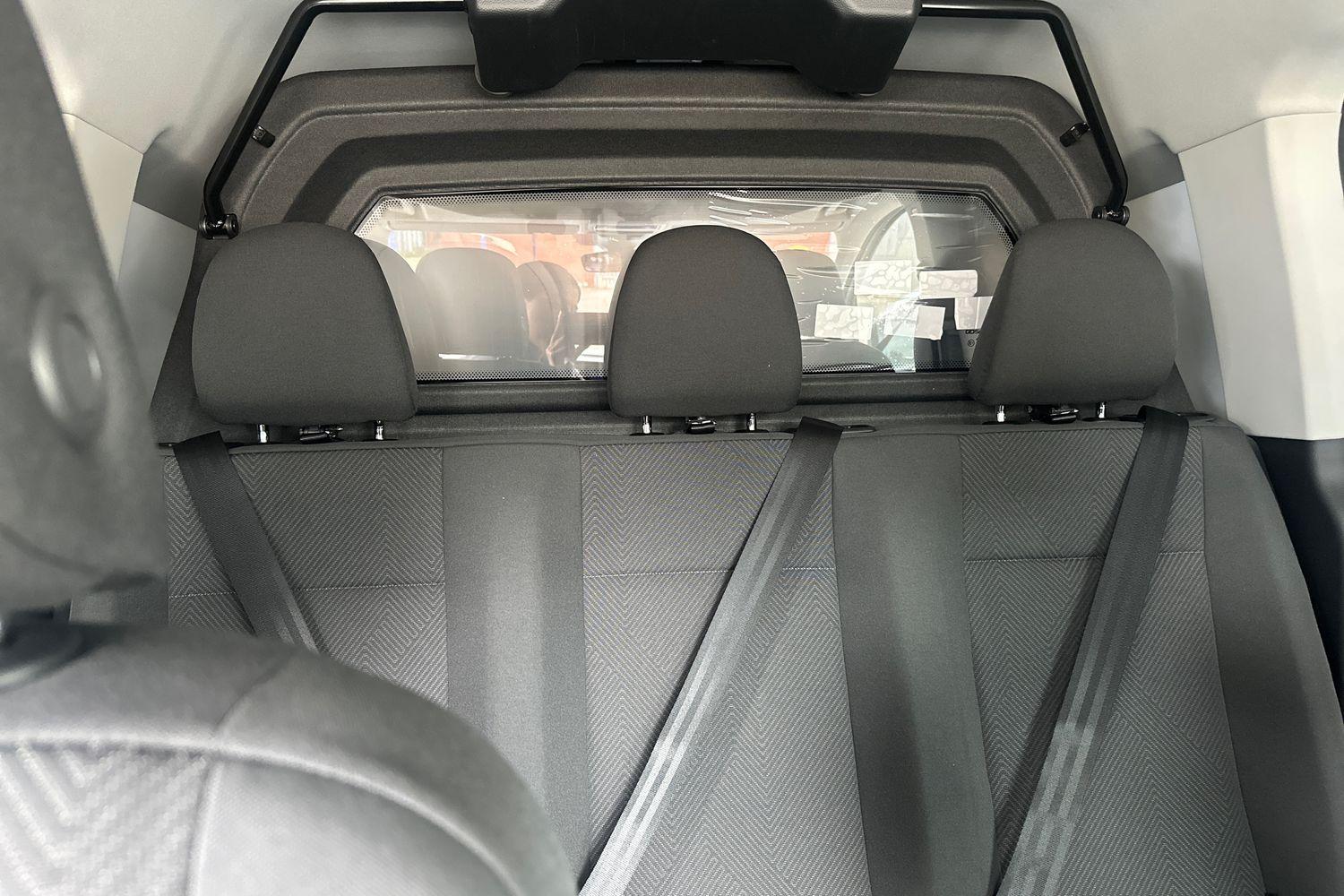 Ford TRANSIT CONNECT Photo 28