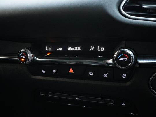 Mazda CX-30 Photo 1af96801-e7ff-4246-8b75-7dc6bd20a676.jpg