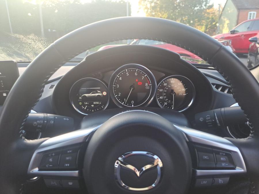 Mazda MX-5 RF Photo 1b07511d-1f34-4abf-8ff3-cf8597549fac.jpg