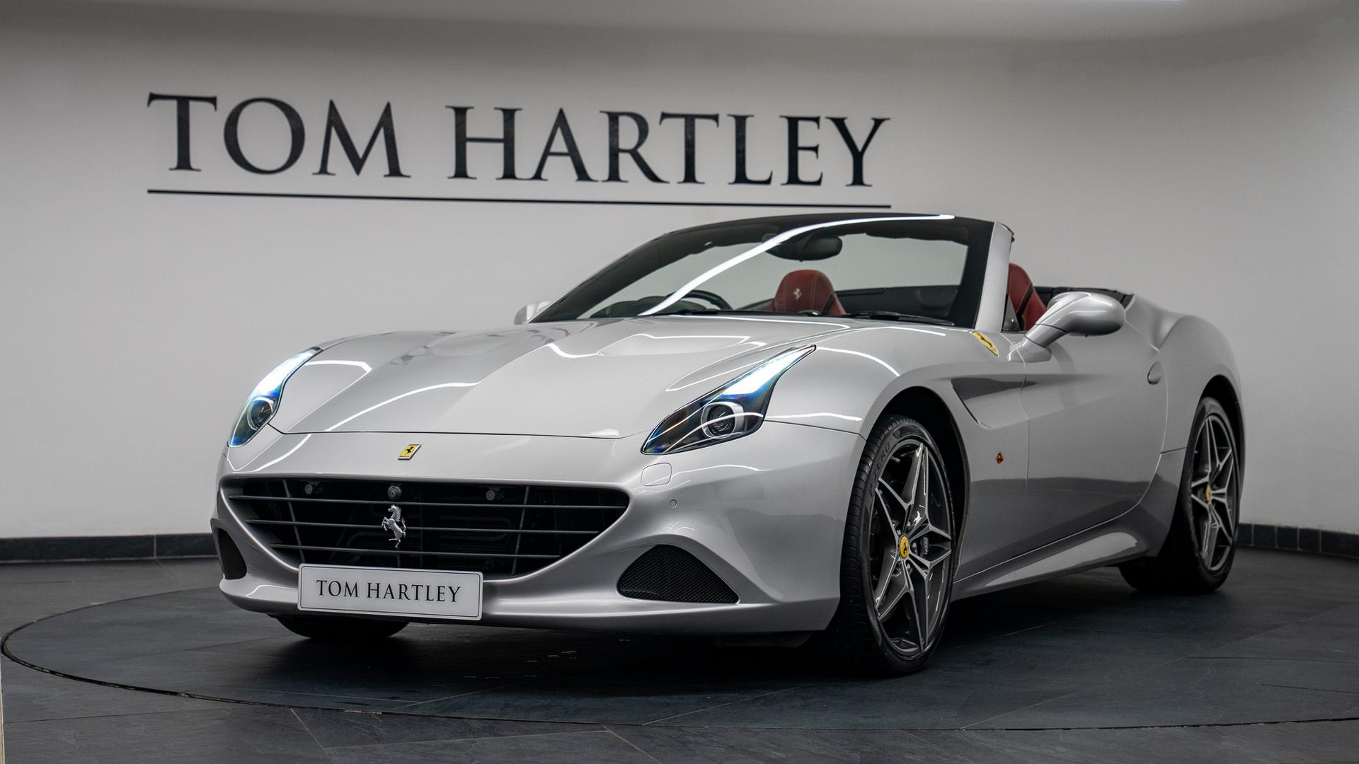 Ferrari California Photo 1b2c0f6f-8ec9-4b7f-8201-92e96a4465aa.jpg