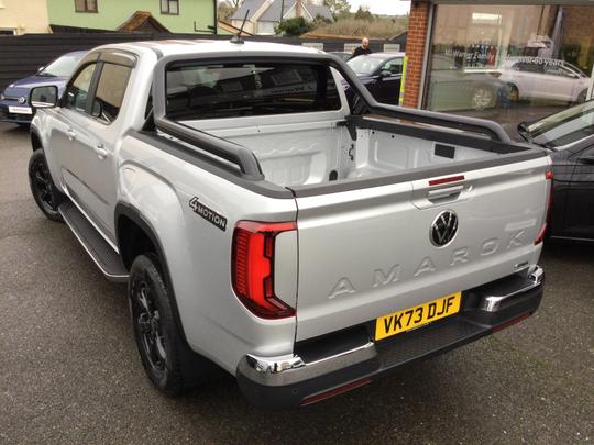 Volkswagen Amarok Photo 1b4088b3-1ae0-48d6-a63d-596743e7a947.jpg