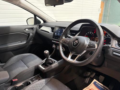 Renault Captur Photo 1b53d0b0-8b47-4492-ac6e-59f1fcac7b83.jpeg