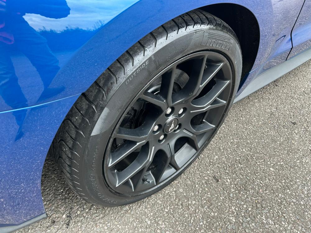 Used Ford Mustang AF18AGZ 44