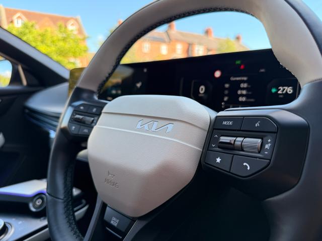 Kia EV6 Photo 1b5a1b80-b16d-4620-a911-26412ff9a827.jpg