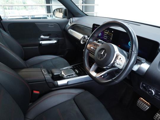 Mercedes-Benz EQB Photo 1b5d60e6-c586-4611-a630-b38d0c6bdd29.jpg
