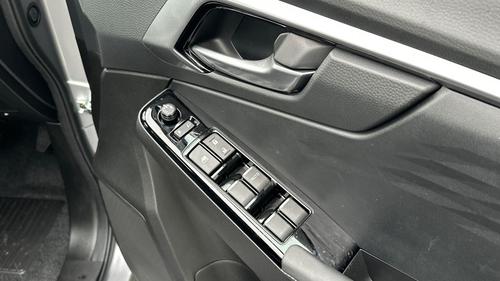 Isuzu D-Max Photo 1b60d02e-d338-41f7-b052-11fe1c1609d9.jpg