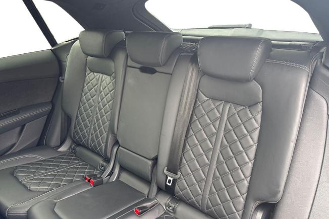 Audi SQ8 Photo 9