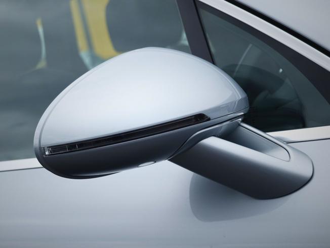 PORSCHE Macan Photo 12