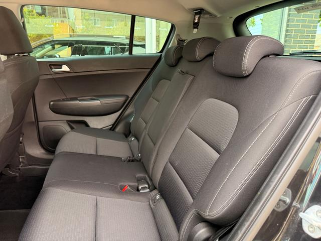 Kia Sportage Photo 1b7d7997-3903-43fe-bbc6-6cfc84b5c333.jpg
