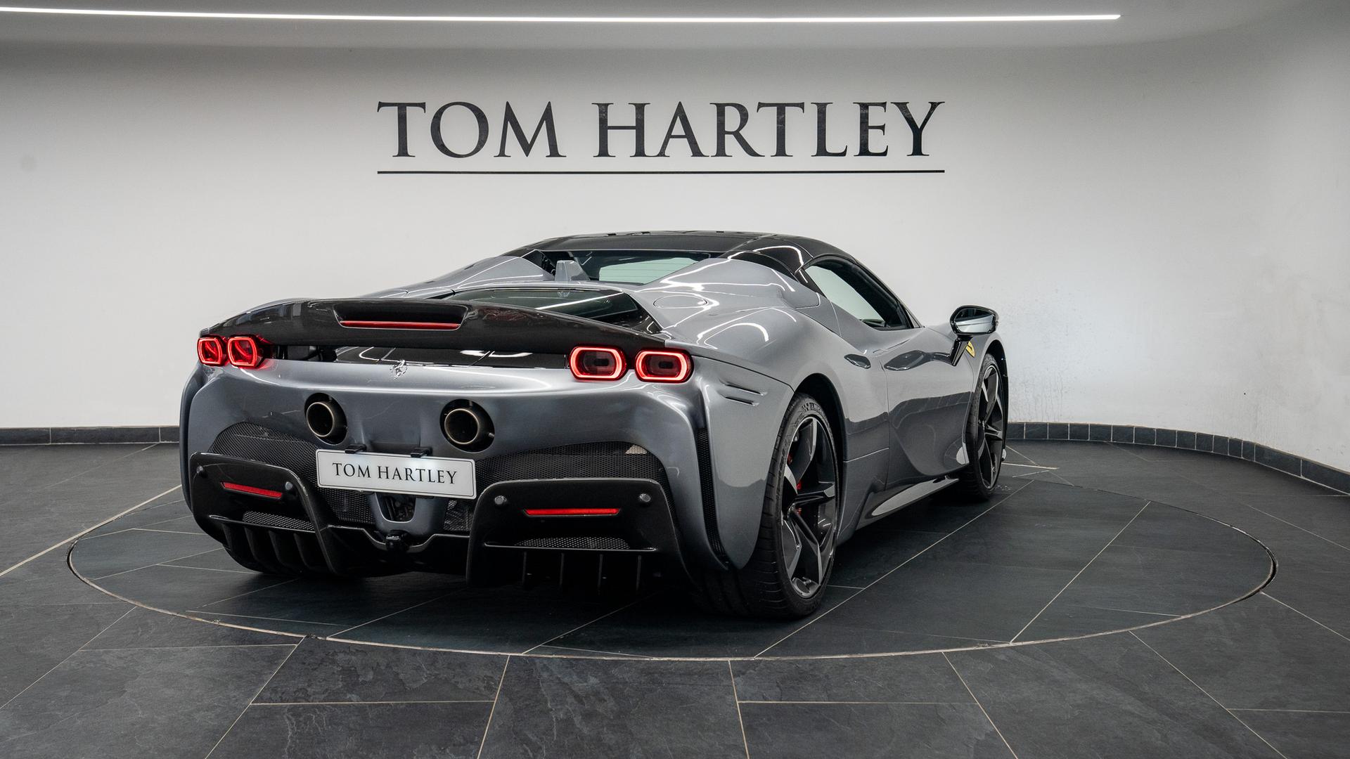 Ferrari SF90 Spider Photo 1b97d736-90c1-4ba6-af84-18946d4e6bf9.jpg