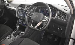 Volkswagen TIGUAN ALLSPACE Photo 2