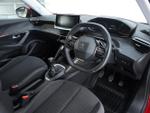 Peugeot 2008 Photo 2