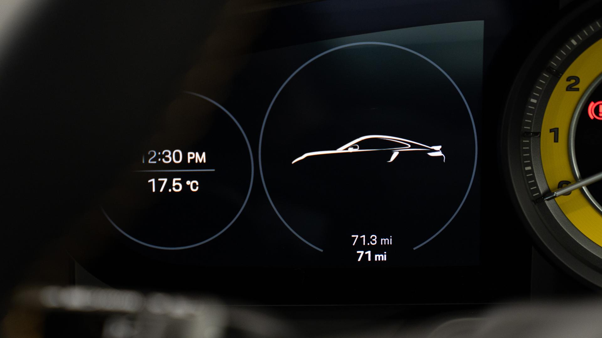 Porsche 911 Photo 1ba9ac87-2200-468f-bb27-44c67d0aab20.jpg