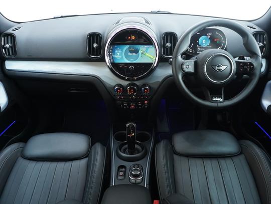 MINI Countryman Photo 1bac6134-fe96-4021-a495-b142d246d6df.jpg
