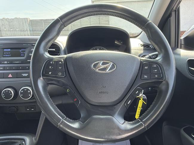 Hyundai i10 Photo 1bce0727-683c-4d8f-951c-6bef8db4c981.jpg