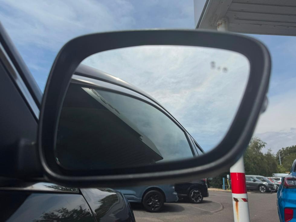 Ford Kuga Photo 1bd8267a-65bc-482a-ba83-1f2913e2a307.jpeg