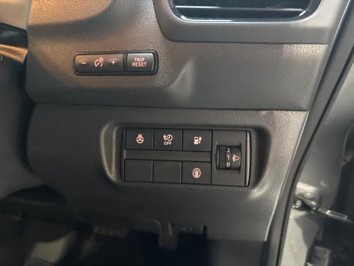 Nissan Leaf Photo 1beadfad-d855-4514-a09d-ebaac4cd7410.jpeg