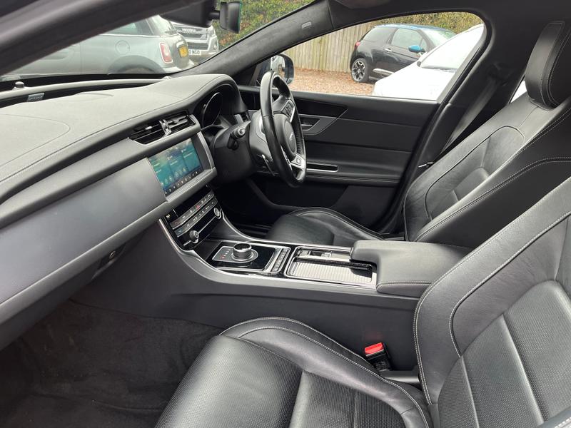 Used Jaguar XF FM70JCY 6