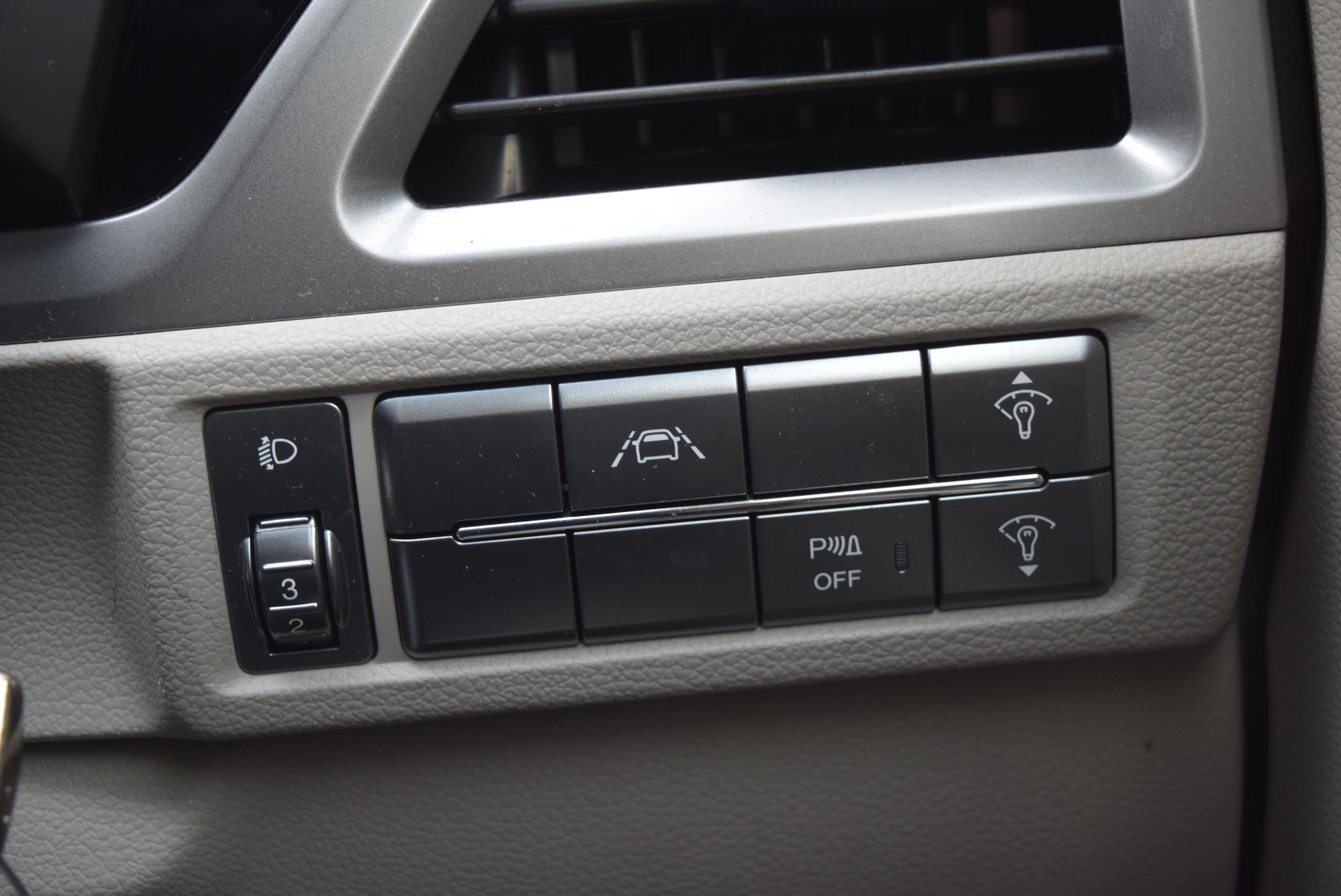 2023 SsangYong KORANDO 1.5 Ventura 5dr - vehicle photo 26 for sale on PureCar