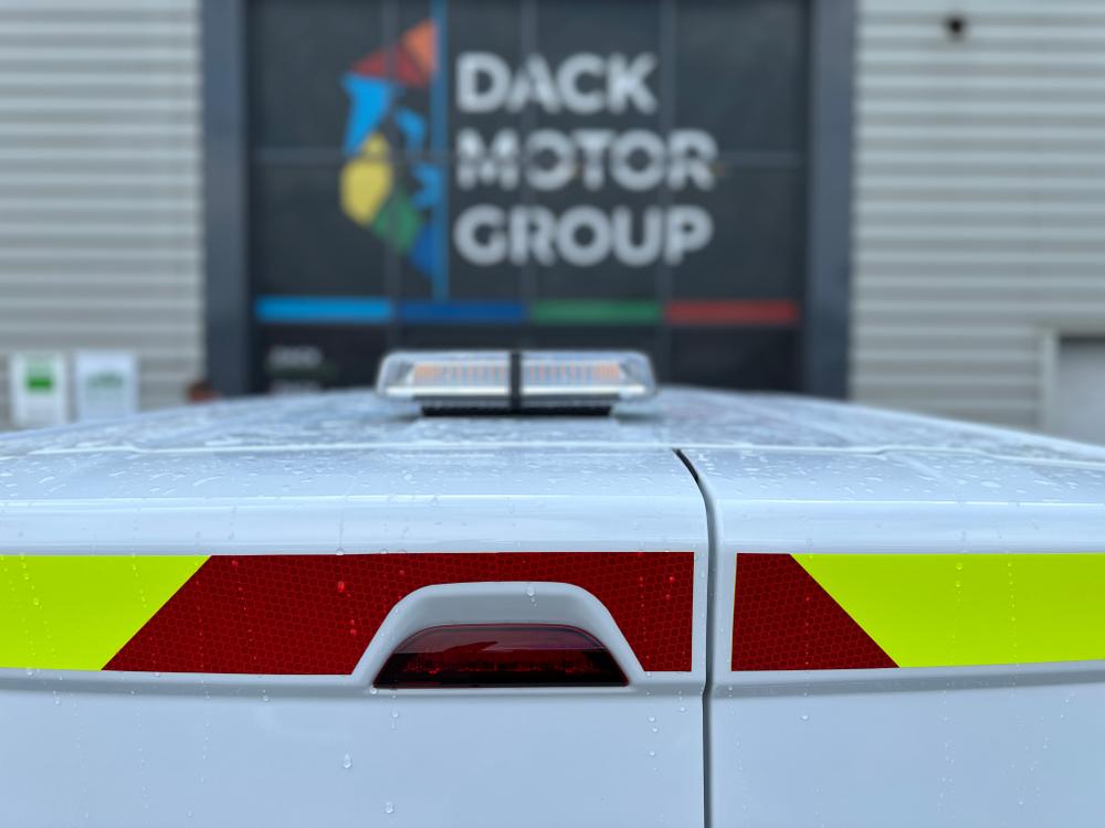 Ford Courier Photo 1c2bce39-39b3-4fd0-91e3-406892c49ee9.jpg