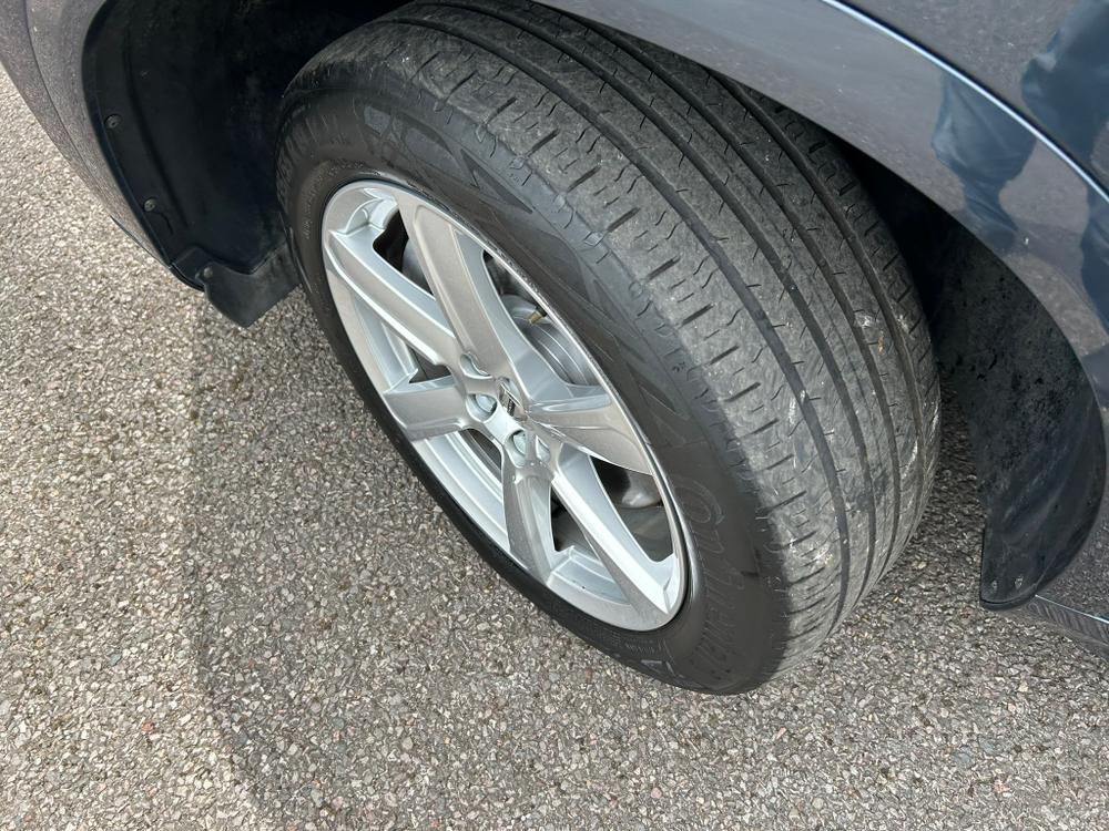 Used Volvo XC90 WF23TZM 24