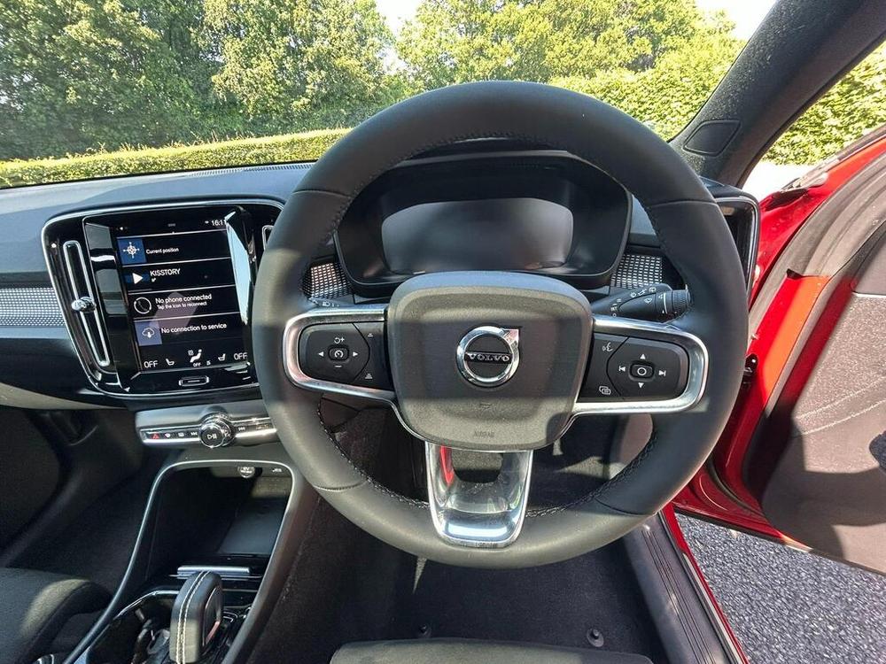 Used Volvo XC40 HN22CJV 22