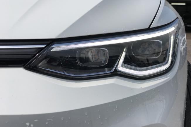 VOLKSWAGEN Golf Photo 24