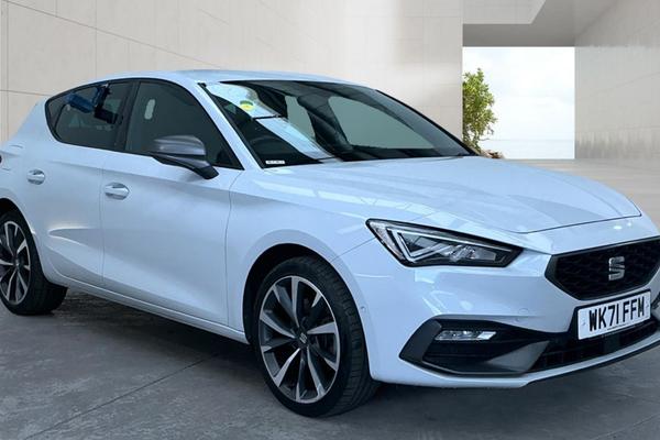 Used 2021 SEAT LEON 1.4 eHybrid FR Sport 5dr DSG White at SERE Motors