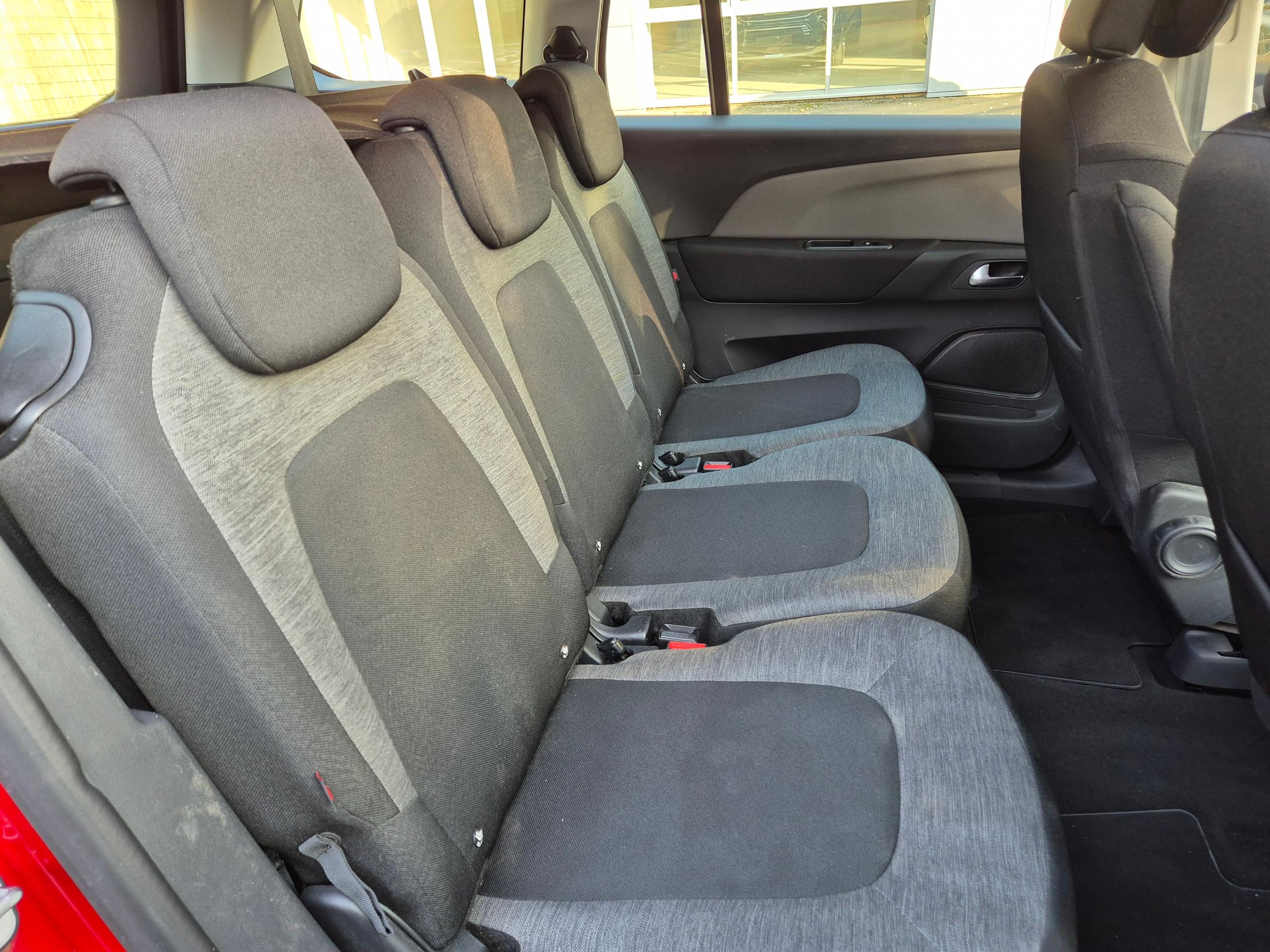 CitroA n apriete c4 picasso isofix