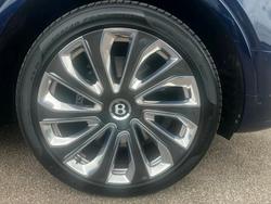 BENTLEY Bentayga Photo 5