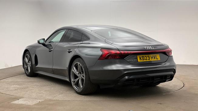 Audi e-tron GT Photo 3