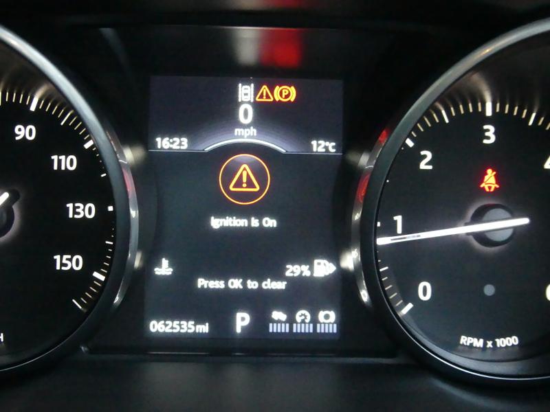 Land Rover Range Rover Evoque Photo 1c91a7c6-0f3b-4551-b20e-176e9402200e.jpg