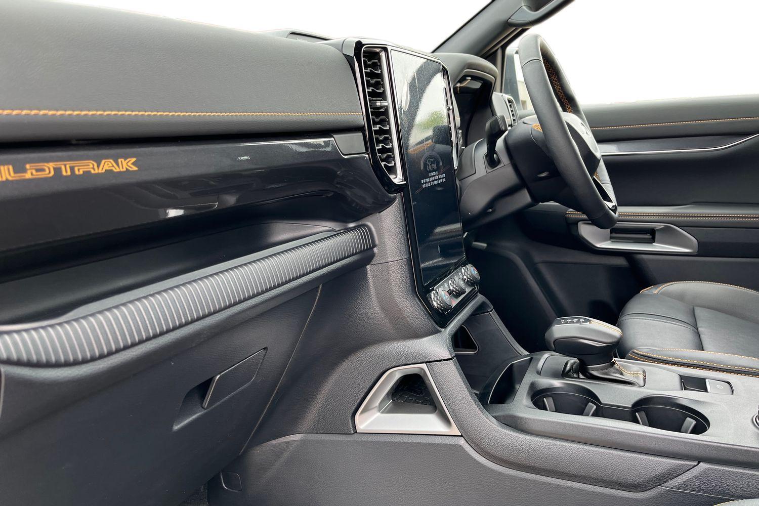 Ford RANGER Photo 3
