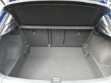 Volkswagen T-Roc Photo 16