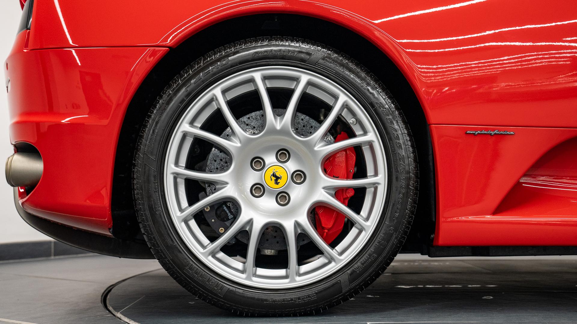 Ferrari F430 Spider Photo 1cdbf36a-ba1e-4da4-8b6f-b764e08b30d1.jpg