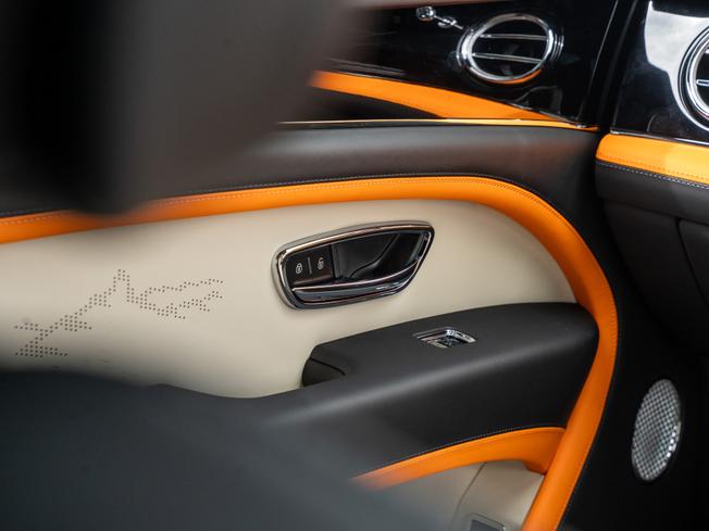 BENTLEY Bentayga Photo 40