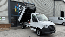 Mercedes-Benz Sprinter Photo 3