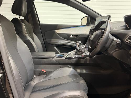 Peugeot 3008 Photo 1cee41d6-80bd-4c3c-9f20-b38c55e44f9d.jpeg