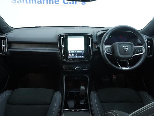 Volvo XC40 Photo 1d06c804-de54-424a-8c68-a961d64b1d07.jpg