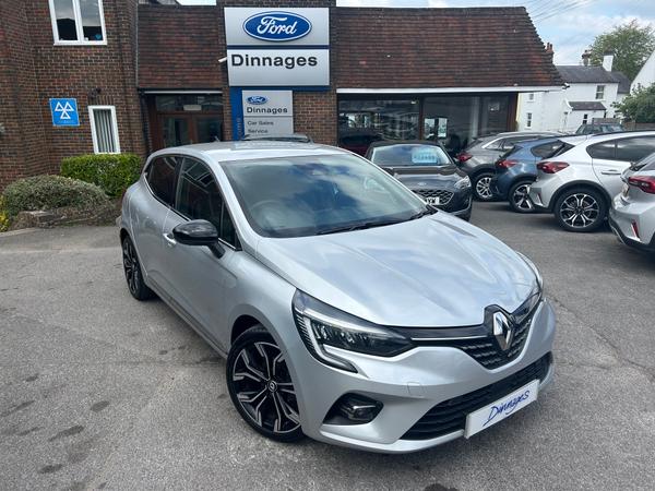 Used 2022 Renault Clio 1.0 TCe Techno Hatchback 5dr Petrol Manual Euro 6 (s/s) (90 ps) Silver at Dinnages