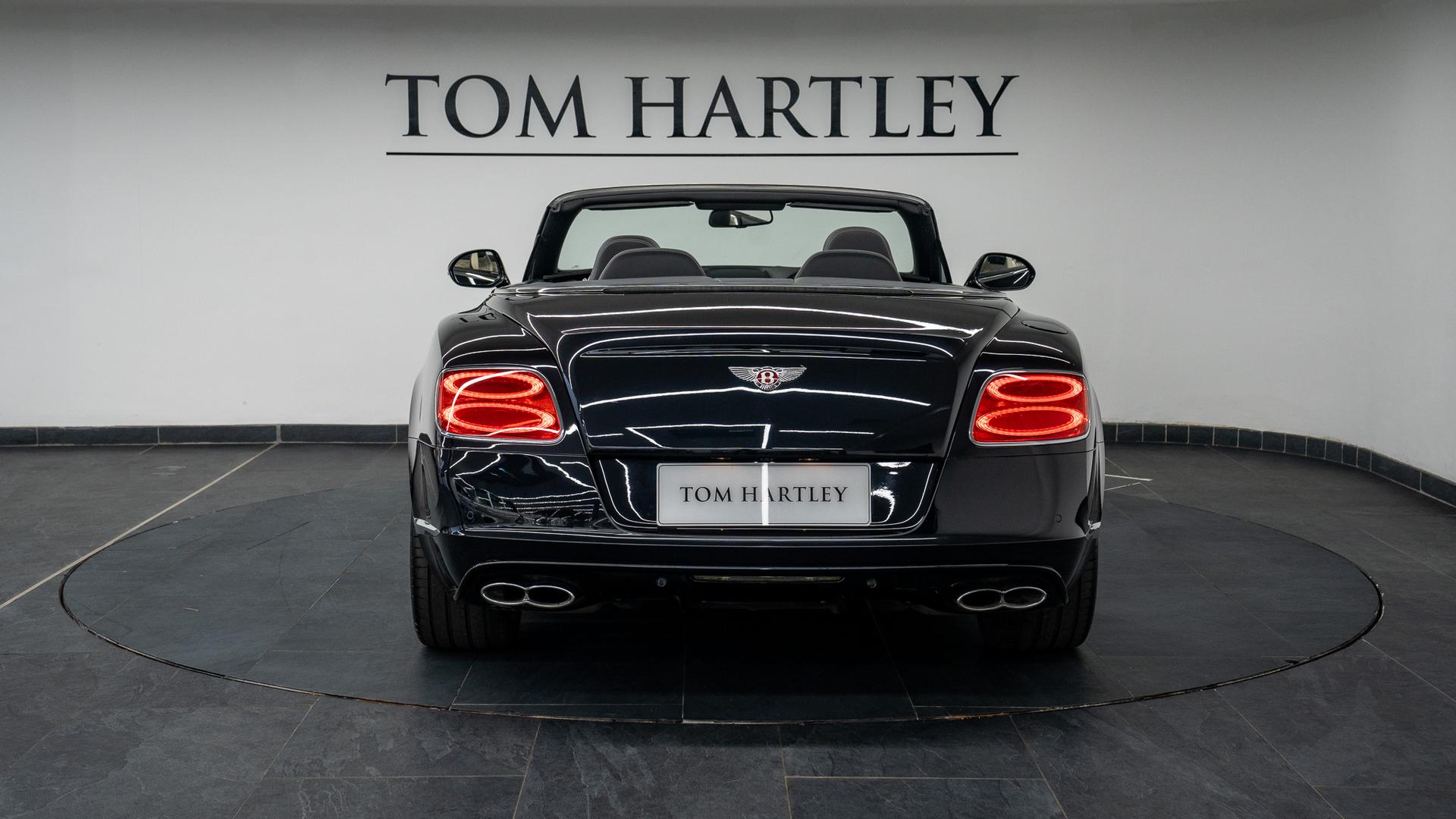 Bentley Continental GTC Photo 1d157ef5-d060-43d6-8860-ac2dfd3441e6.jpg