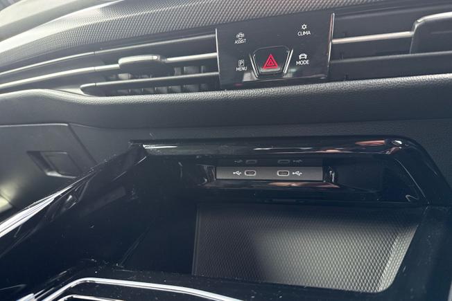 VOLKSWAGEN Golf Photo 28