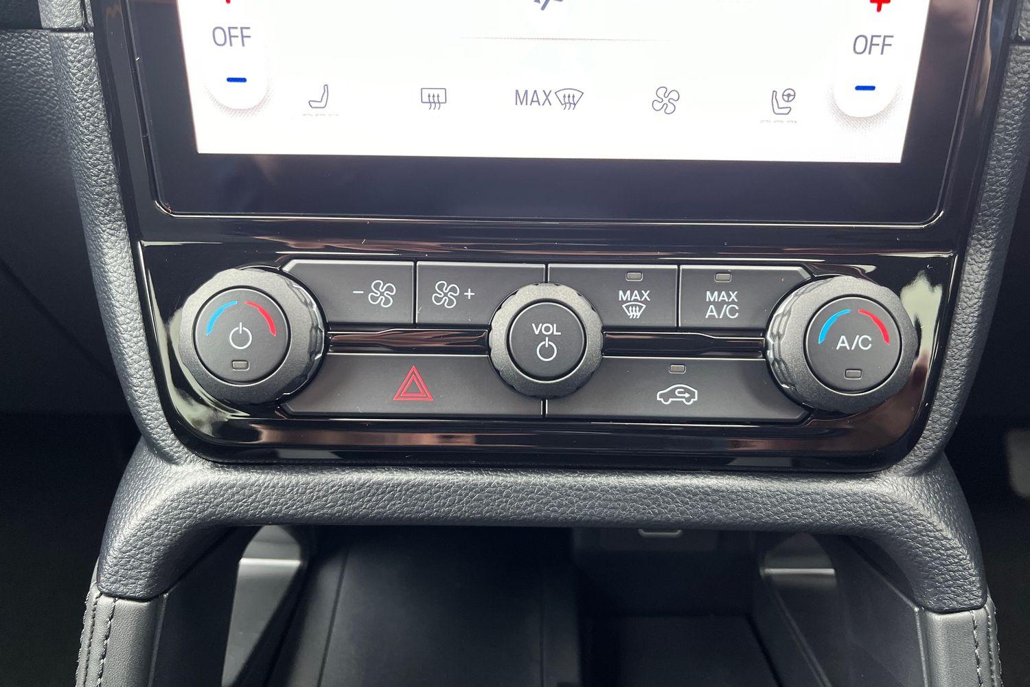 Ford RANGER Photo 19